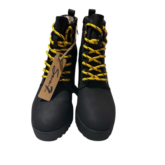 NWT Seven 7 Flatiron Boot Size 8 - Picture 9 of 13